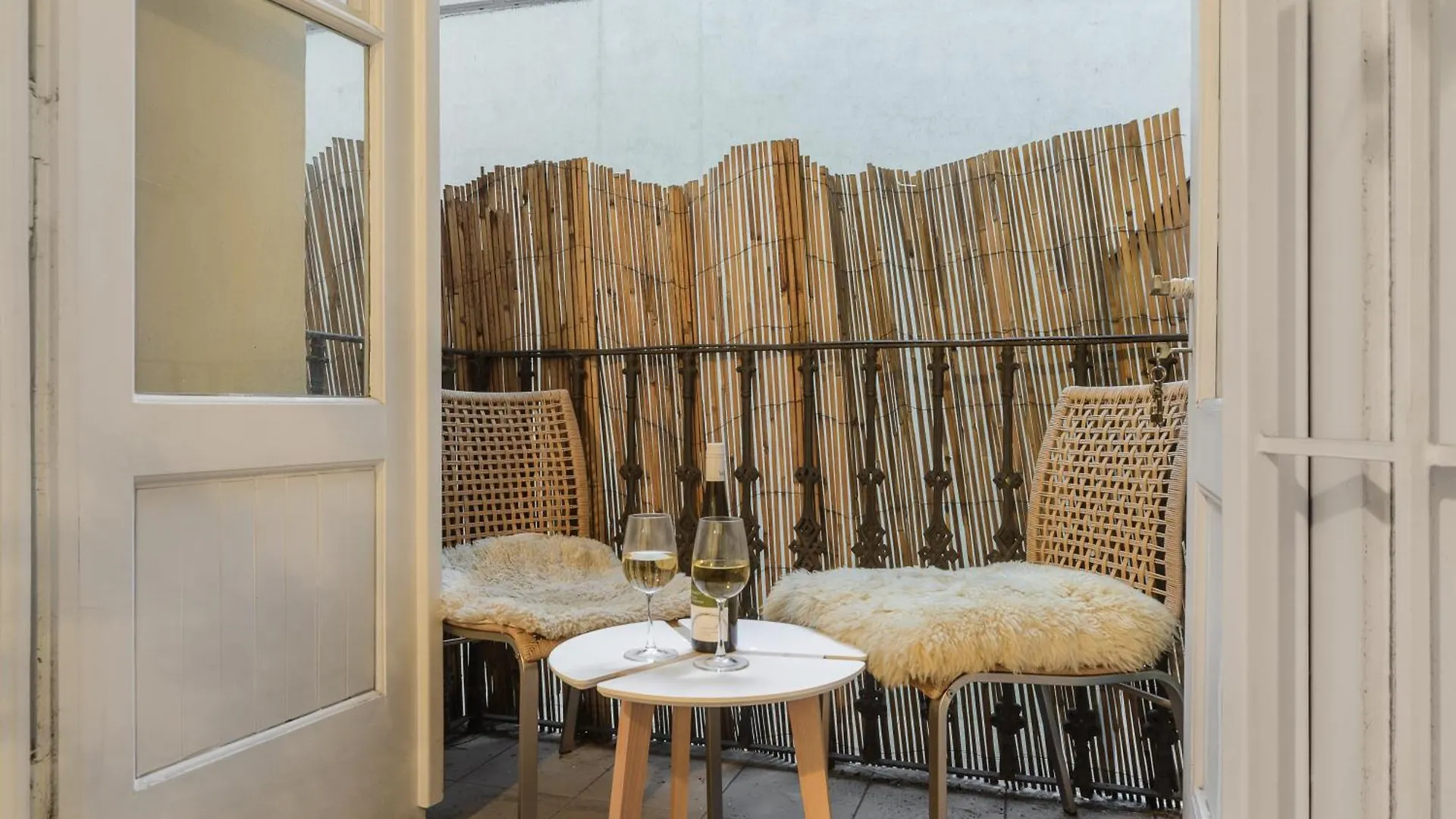 Spacious Apartment Near Wenceslas Square With Master Bed Prague Czech Republic